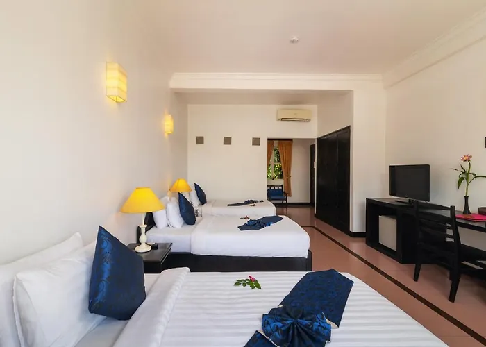 Amber Angkor & 4*