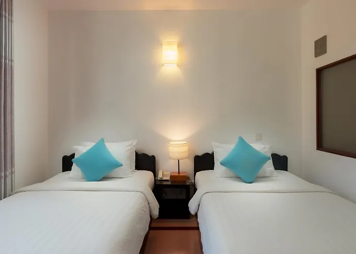 Amber Angkor & 4*
